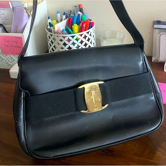 Vintage Salvatore Ferragamo black handbag - Picture 1 of 4